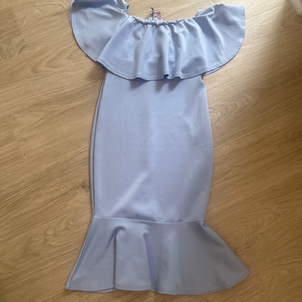 Light Blue Ruffle Off Shoulder Ruched Maternity Dress - Picture 5 of 5